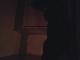 SilhouetteSex - السذج مدلكة الآسيوية في بي بي سي والصراخ الحصول مارس الجنس