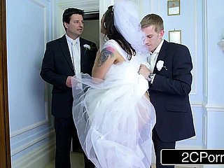 Busty węgierski Bride-to-be Simony diamentowe Fucks męża Drużba