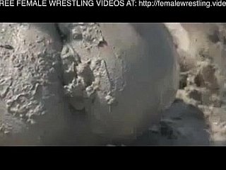 Girls wrestling give the ordure