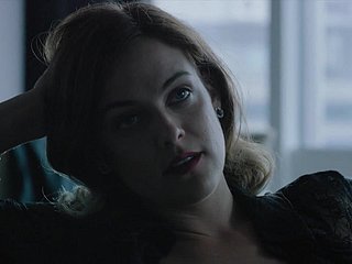 Riley Keough : Cuckold Castle in the air (softcore)