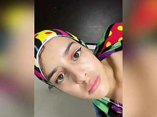 Arab Muslim Cooky With Hijab Fucks Her Anus With Extra Throb Load of shit