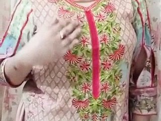 Hot Desi Pakistan College Girl kacau keras di hostel oleh pacarnya