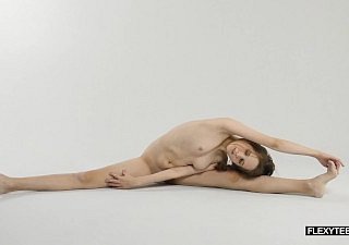 Abel Rugolmaskina impenetrable naked gymnast